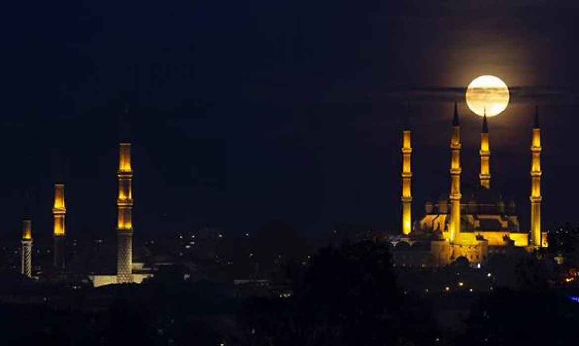 MEVLİD-İ NEBİ HAYRINA